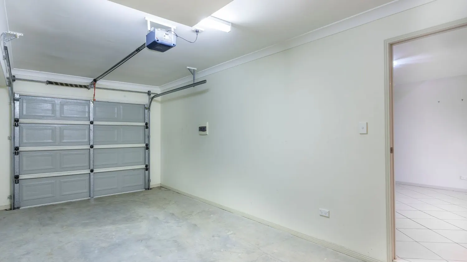 Lifestyle garage screen installation in New Braunfels TX