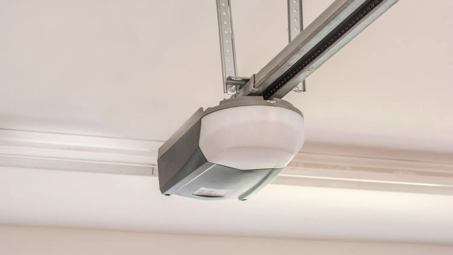 Garage door repair in Buda TX