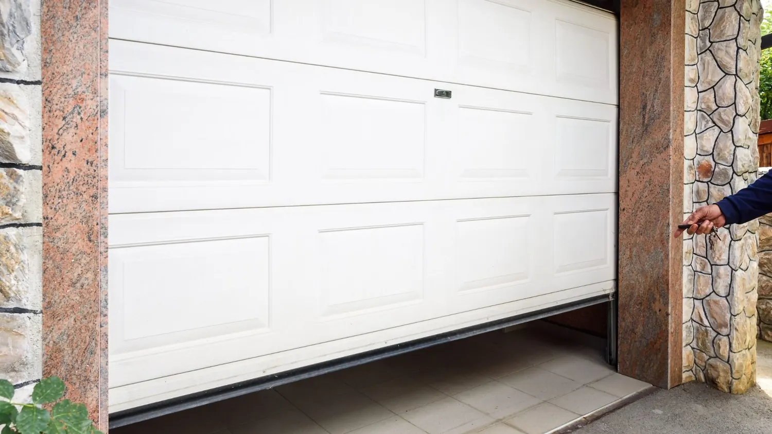 Garage door opener repair in New Braunfels TX with door opening