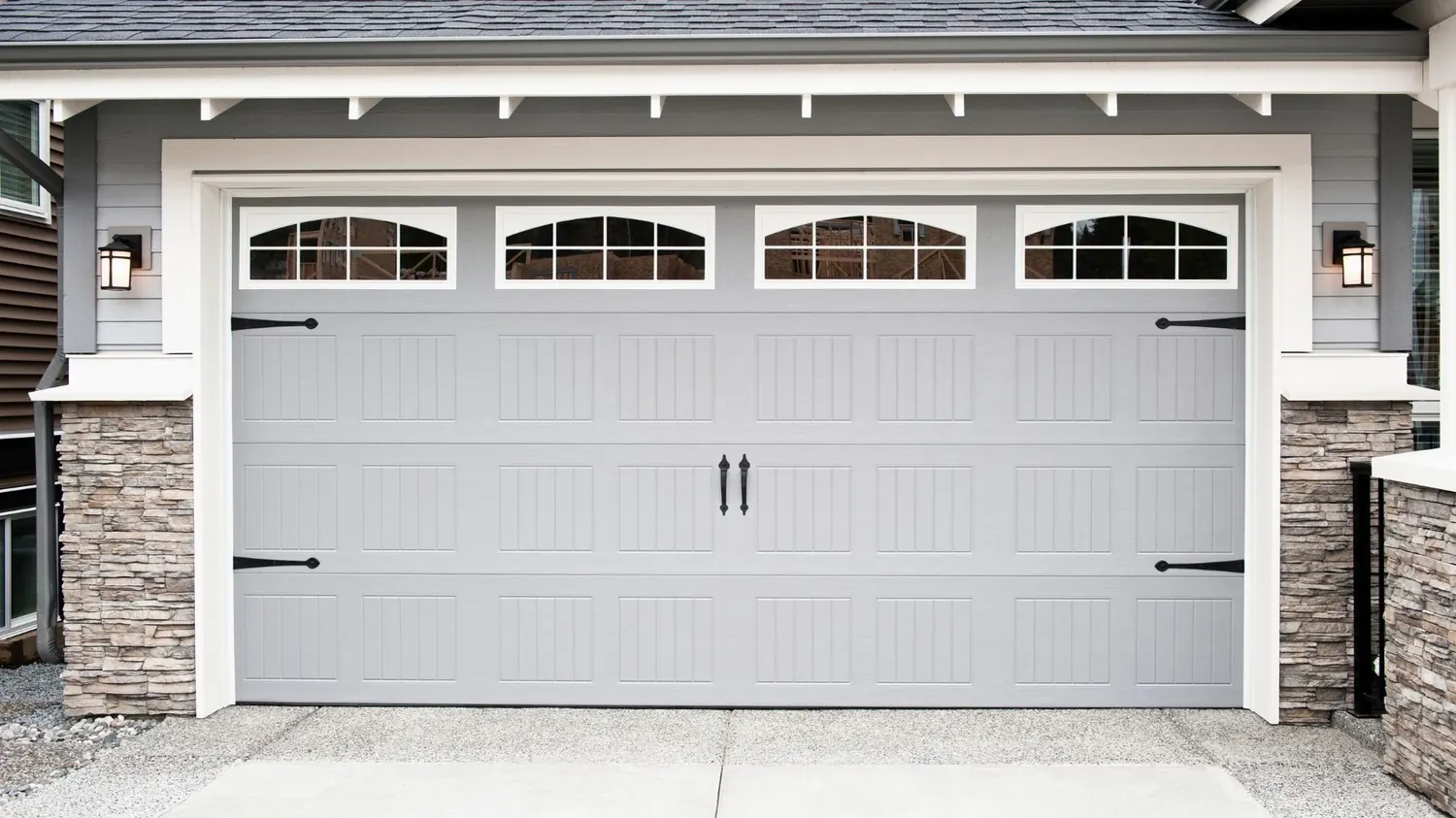 Residential garage door installation in New Braunfels TX